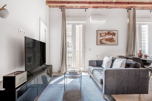 Foto 1 de Piso en alquiler en Sant Gervasi - Galvany de 3 habitaciones con muebles y balcón