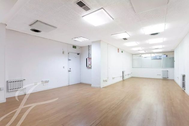 Foto 1 de Oficina en venda a Almagro amb garatge i aire acondicionat