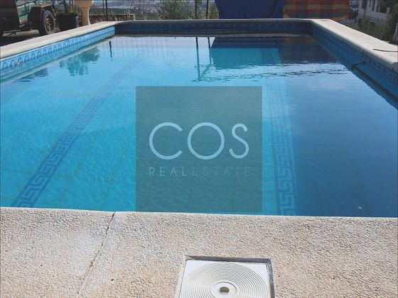 Foto 1 de Xalet en venda a Valdeastillas - Fuentezuelas de 6 habitacions amb terrassa i piscina