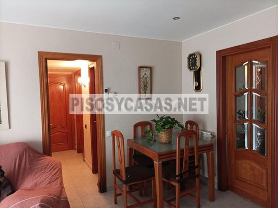 Foto 2 de Pis en venda a Sant Celoni de 3 habitacions amb balcó i calefacció