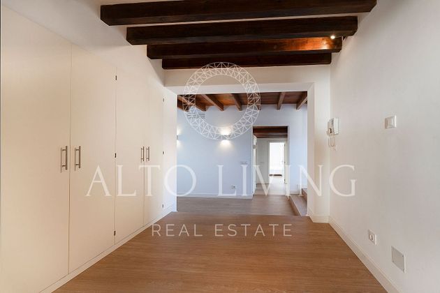 Foto 2 de Ático en venta en La Llotja - Sant Jaume de 3 habitaciones con garaje y jardín
