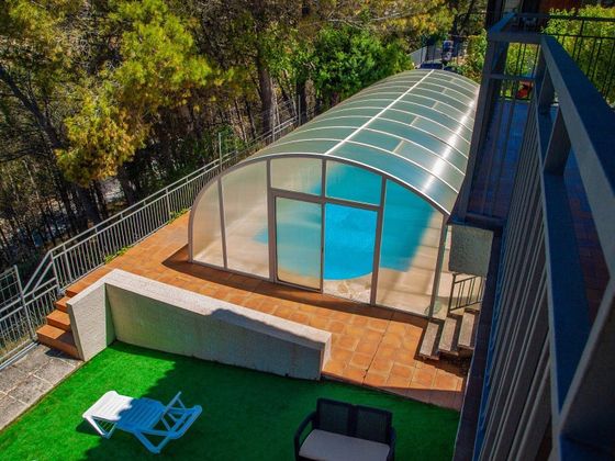 Foto 1 de Xalet en venda a El Clavín-Valdeluz de 4 habitacions amb terrassa i piscina