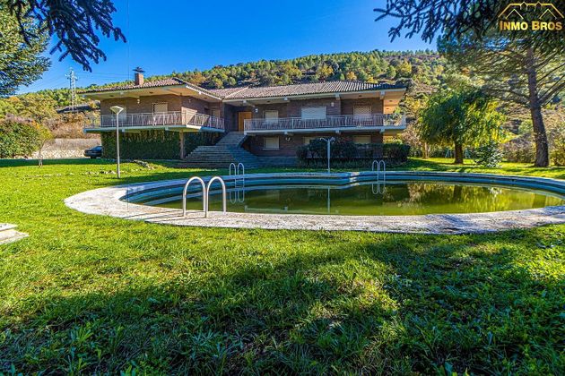 Foto 2 de Casa rural en venda a Torija de 7 habitacions amb piscina i garatge