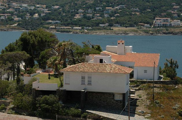 Foto 1 de Xalet en venda a Port de la Selva, El de 6 habitacions amb terrassa i piscina