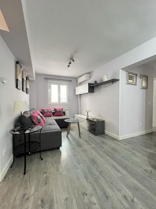 Foto 1 de Alquiler de piso en Vista Alegre de 3 habitaciones con muebles y calefacción