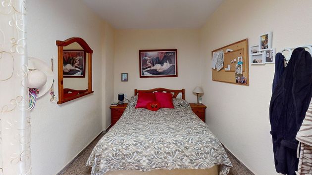 Foto 2 de Ático en venta en Elda de 3 habitaciones con terraza y balcón