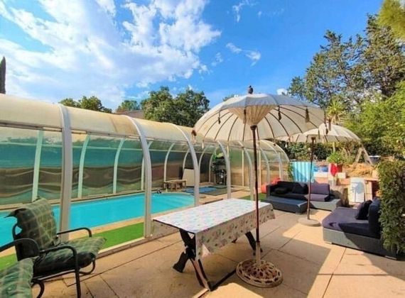 Foto 2 de Xalet en venda a Villalbilla pueblo de 4 habitacions amb piscina i garatge