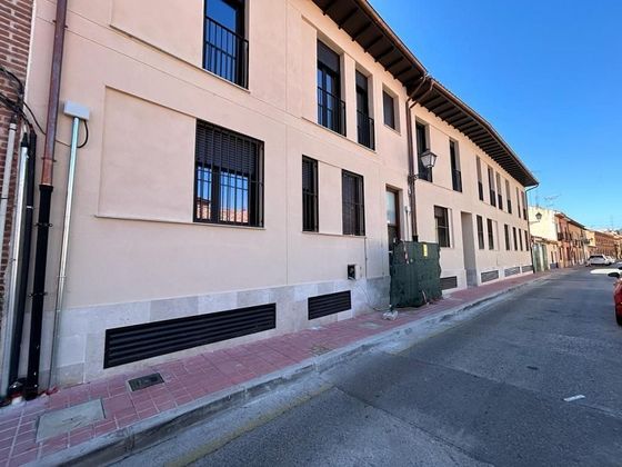 Foto 1 de Casa en lloguer a Casco Histórico de 4 habitacions amb garatge i calefacció