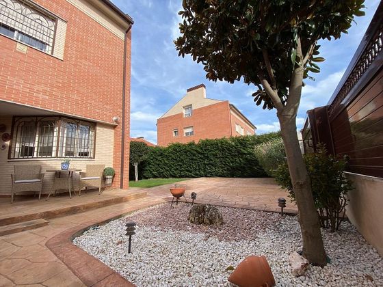 Foto 1 de Casa en venta en Los Hueros de 6 habitaciones con piscina y jardín