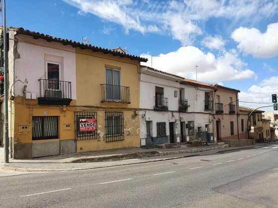 Foto 1 de Casa adossada en venda a Santos de la Humosa (Los) de 7 habitacions amb balcó