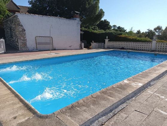 Foto 2 de Xalet en venda a Escopete de 4 habitacions amb terrassa i piscina