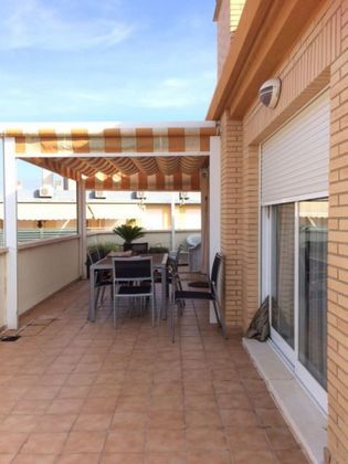 Foto 2 de Ático en alquiler en El Puerto de 2 habitaciones con terraza y piscina