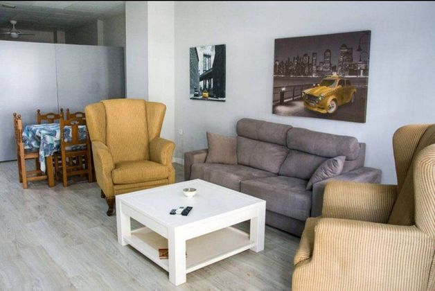 Foto 1 de Venta de piso en Fuensanta- Arcángel de 2 habitaciones con aire acondicionado
