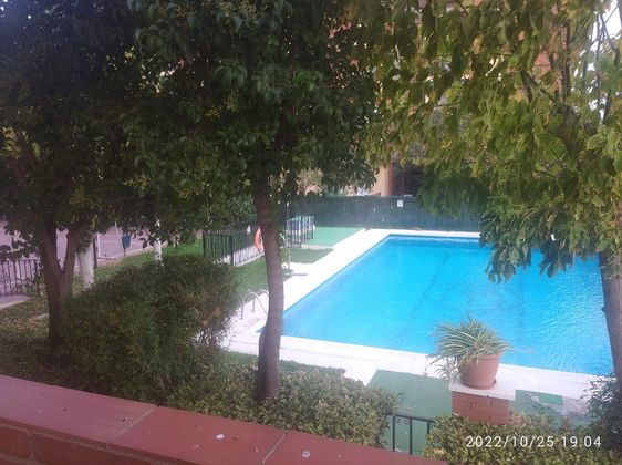 Foto 2 de Pis en venda a Vista Alegre - Parque Cruz Conde de 2 habitacions amb terrassa i piscina