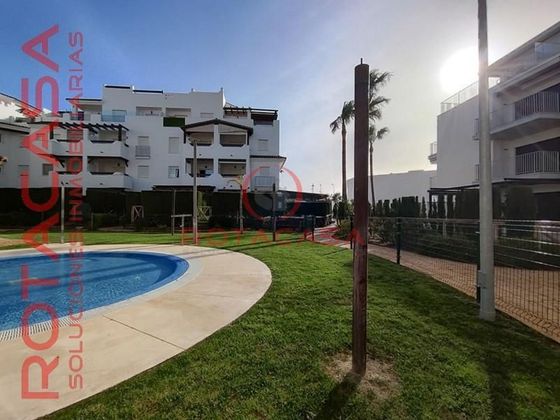Foto 1 de Pis en venda a Aguadulce - Almadraba - Punta Candor de 3 habitacions amb piscina i garatge