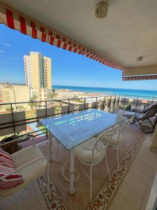 Foto 1 de Alquiler de piso en Playa del Puig de 3 habitaciones con terraza y piscina