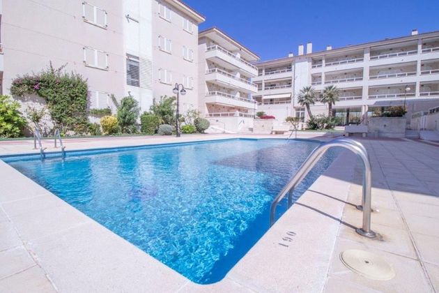 Foto 2 de Pis en venda a Bonavista de 4 habitacions amb terrassa i piscina