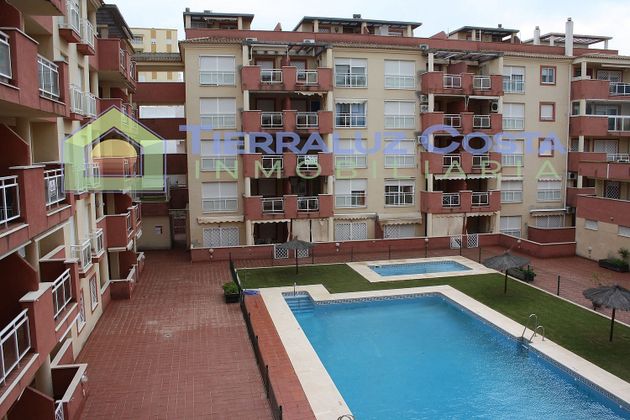 Foto 1 de Dúplex en venta en Isla Cristina ciudad de 2 habitaciones con terraza y piscina