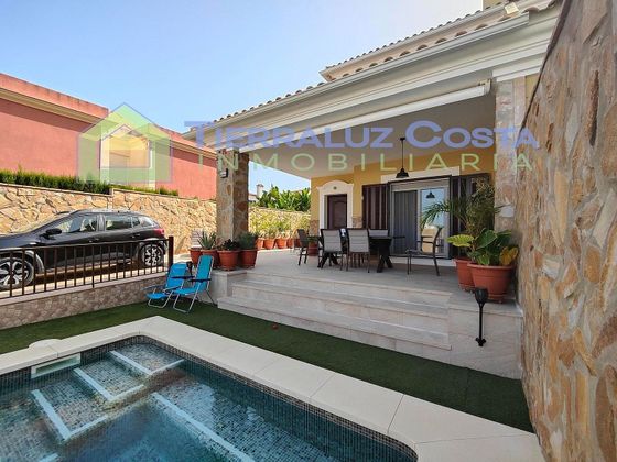 Foto 2 de Casa en venta en Urbasur - Islantilla de 4 habitaciones con terraza y piscina