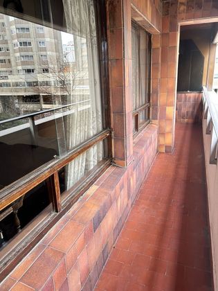 Foto 2 de Pis en venda a Juan Flórez - San Pablo de 4 habitacions amb terrassa i balcó