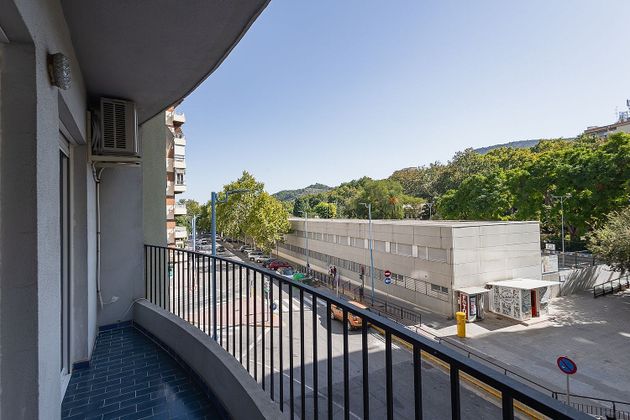 Foto 2 de Pis en venda a calle Acadèmic Maravall de 4 habitacions amb terrassa i balcó
