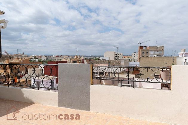 Foto 2 de Ático en venta en calle Francisco Llorens de 2 habitaciones con terraza y aire acondicionado