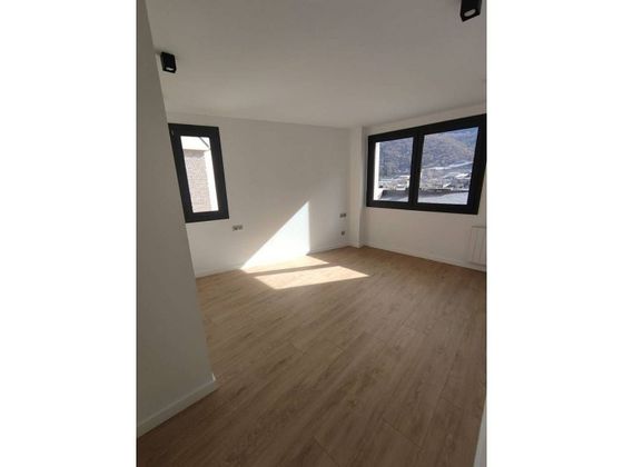 Foto 1 de Pis en venda a Andorra la Vella de 2 habitacions amb terrassa i balcó