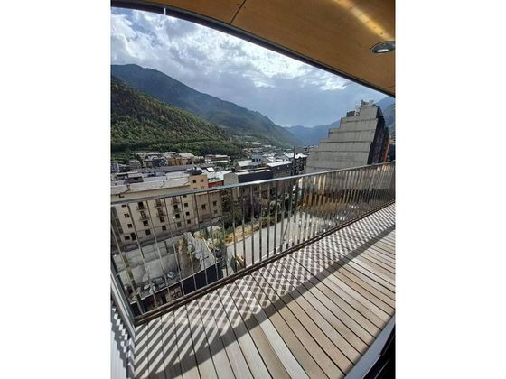 Foto 2 de Piso en venta en Andorra la Vella de 4 habitaciones con terraza y garaje