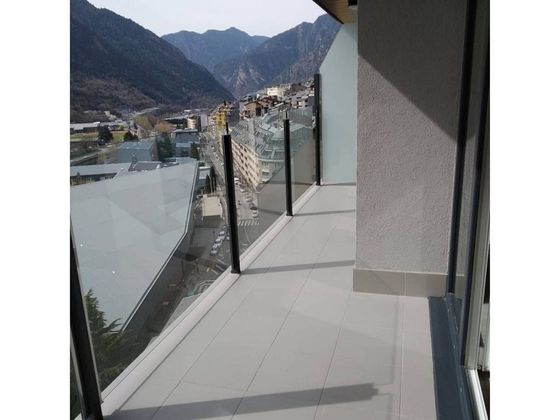 Foto 2 de Àtic en venda a Andorra la Vella de 4 habitacions amb terrassa i garatge