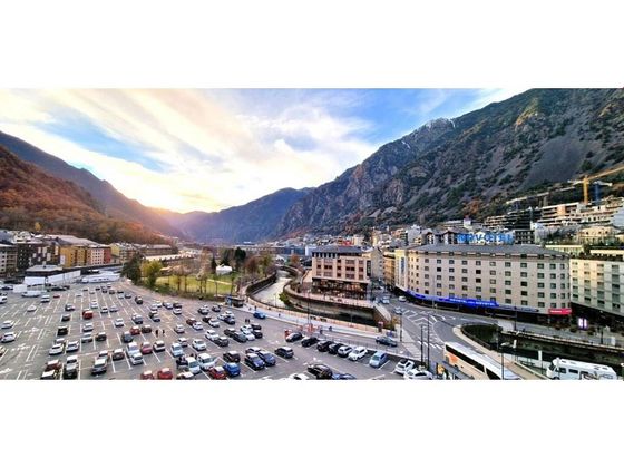 Foto 1 de Àtic en venda a Andorra la Vella de 3 habitacions amb garatge i balcó