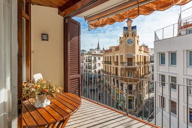 Foto 1 de Pis en venda a calle De Les Parellades de 4 habitacions amb terrassa i balcó