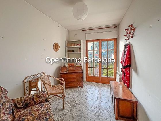 Foto 2 de Casa en venda a paseo De Vilanova de 4 habitacions amb terrassa i piscina