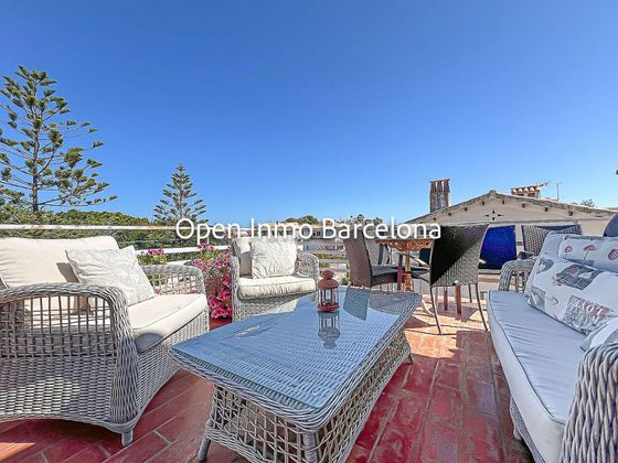 Foto 2 de Àtic en venda a calle Socias de 2 habitacions amb terrassa i balcó