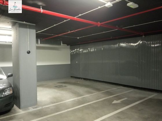 Foto 2 de Garaje en venta en edificio Louis Pasteur de 25 m²