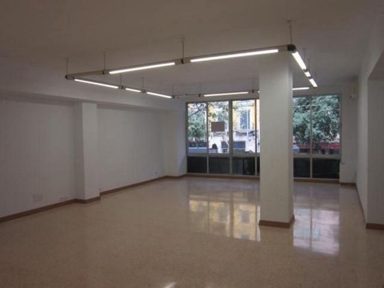 Foto 1 de Oficina en alquiler en Marquès de la Fontsanta - Pere Garau de 65 m²