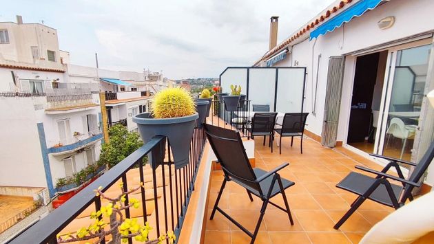 Foto 2 de Ático en alquiler en Els Molins - La Devesa - El Poble-sec de 2 habitaciones con terraza y muebles