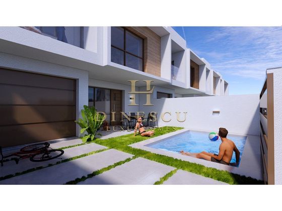Foto 1 de Casa adosada en venta en La Dorada - Rame de 3 habitaciones con terraza y piscina