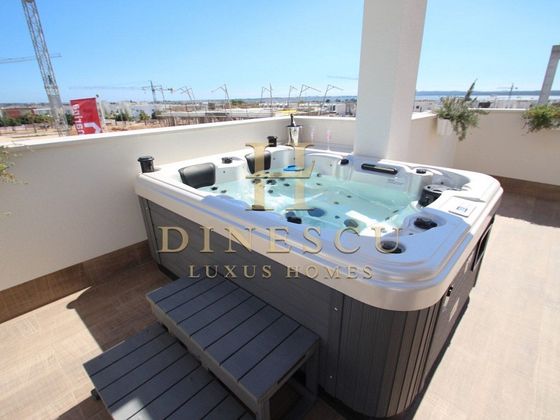 Foto 2 de Xalet en venda a Playa de las Gaviotas-El Pedrucho de 3 habitacions amb terrassa i piscina