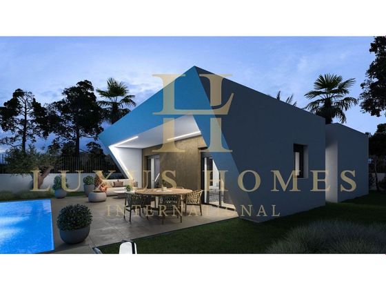 Foto 2 de Casa en venda a El Fondo de les Neus-El Hondon de las Nieves de 3 habitacions amb terrassa i piscina