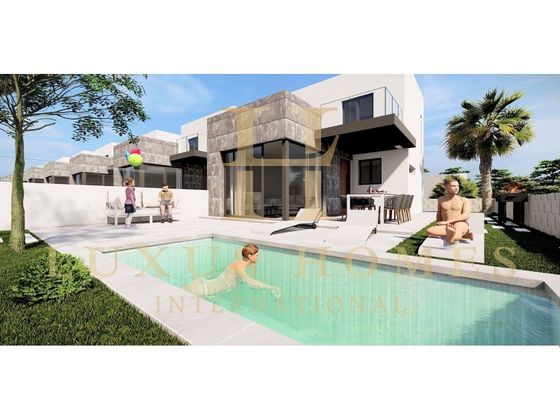 Foto 2 de Xalet en venda a Playa del Cura de 3 habitacions amb terrassa i piscina