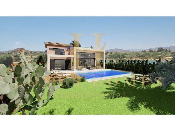 Foto 1 de Chalet en venta en Cuevas del Almanzora pueblo de 4 habitaciones con terraza y piscina