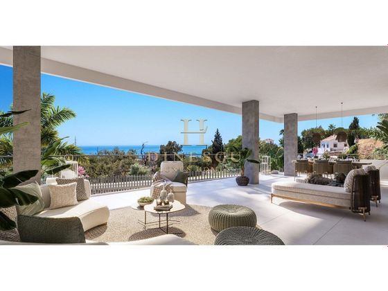 Foto 2 de Piso en venta en Playa Bajadilla - Puertos de 3 habitaciones con terraza y piscina