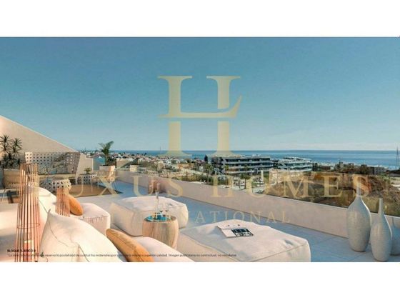 Foto 2 de Àtic en venda a Zona Puerto Deportivo de 2 habitacions amb terrassa i piscina