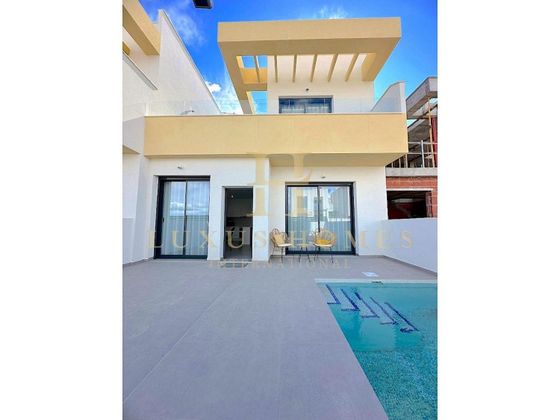 Foto 2 de Casa adossada en venda a Rojales de 2 habitacions amb terrassa i piscina