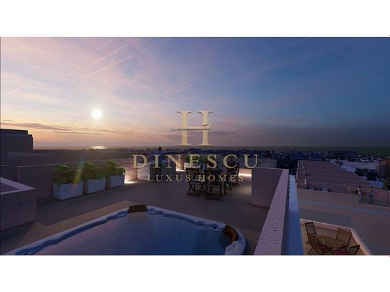 Foto 2 de Àtic en venda a Zona Pueblo de 3 habitacions amb terrassa i piscina