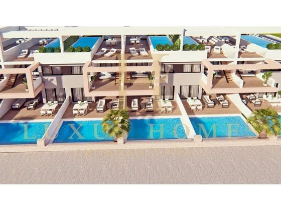 Foto 1 de Dúplex en venda a Finestrat pueblo de 3 habitacions amb terrassa i piscina