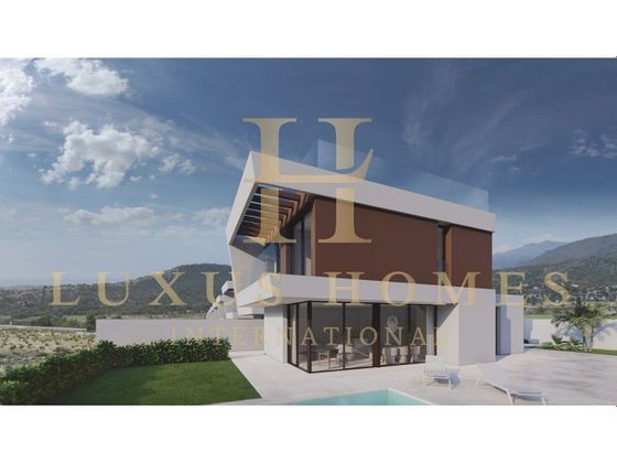 Foto 2 de Chalet en venta en Cala de Finestrat de 3 habitaciones con terraza y piscina