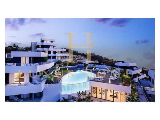 Foto 1 de Pis en venda a Playa Bajadilla - Puertos de 2 habitacions amb terrassa i piscina