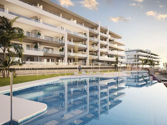 Foto 1 de Pis en venda a Pueblo Español-Coveta Fumá de 2 habitacions amb terrassa i piscina