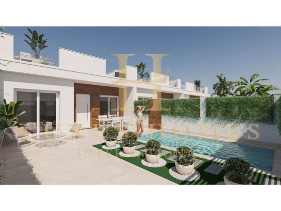 Foto 2 de Casa adossada en venda a Santiago de la Ribera de 2 habitacions amb terrassa i piscina
